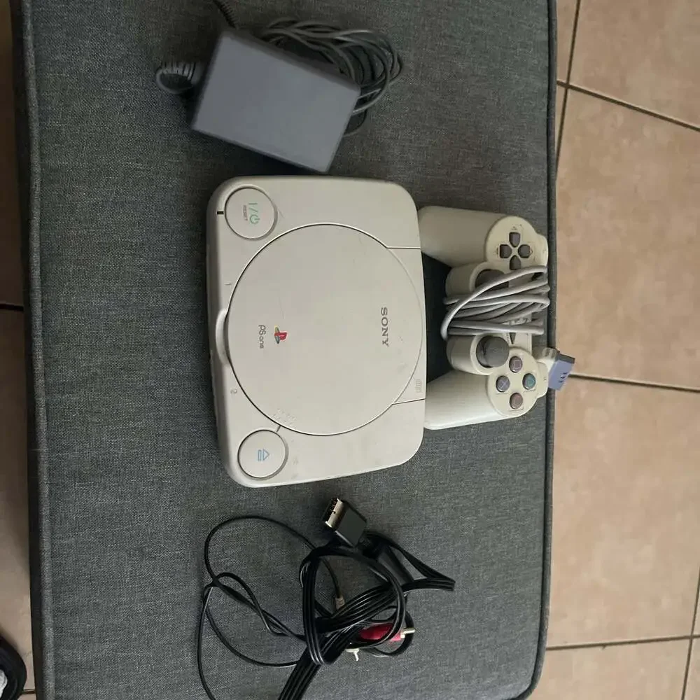 Sony Playstation PSOne PS1 Slim Console SCPH-101